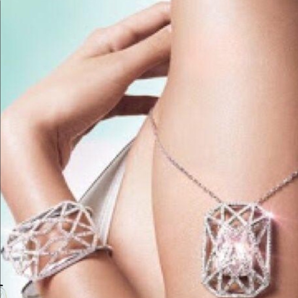 Swarovski Evanescent Cuff #933564 - Picture 11 of 11